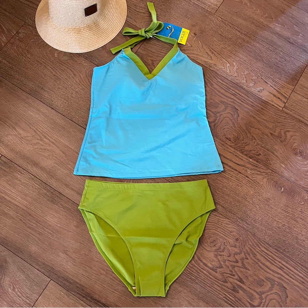 Vibrant Blue and Green Bikini for Active Swim